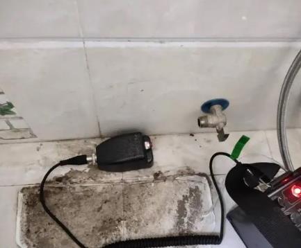 天水屋顶漏水维修公司分享下卫生间漏水的危害及解决方法